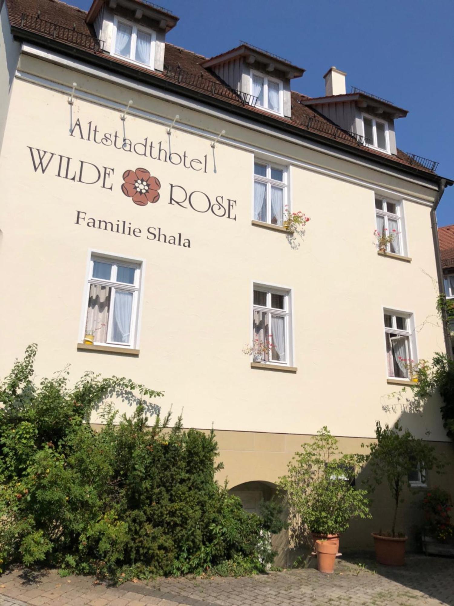 Altstadthotel Wilde Rose Eppingen Bagian luar foto